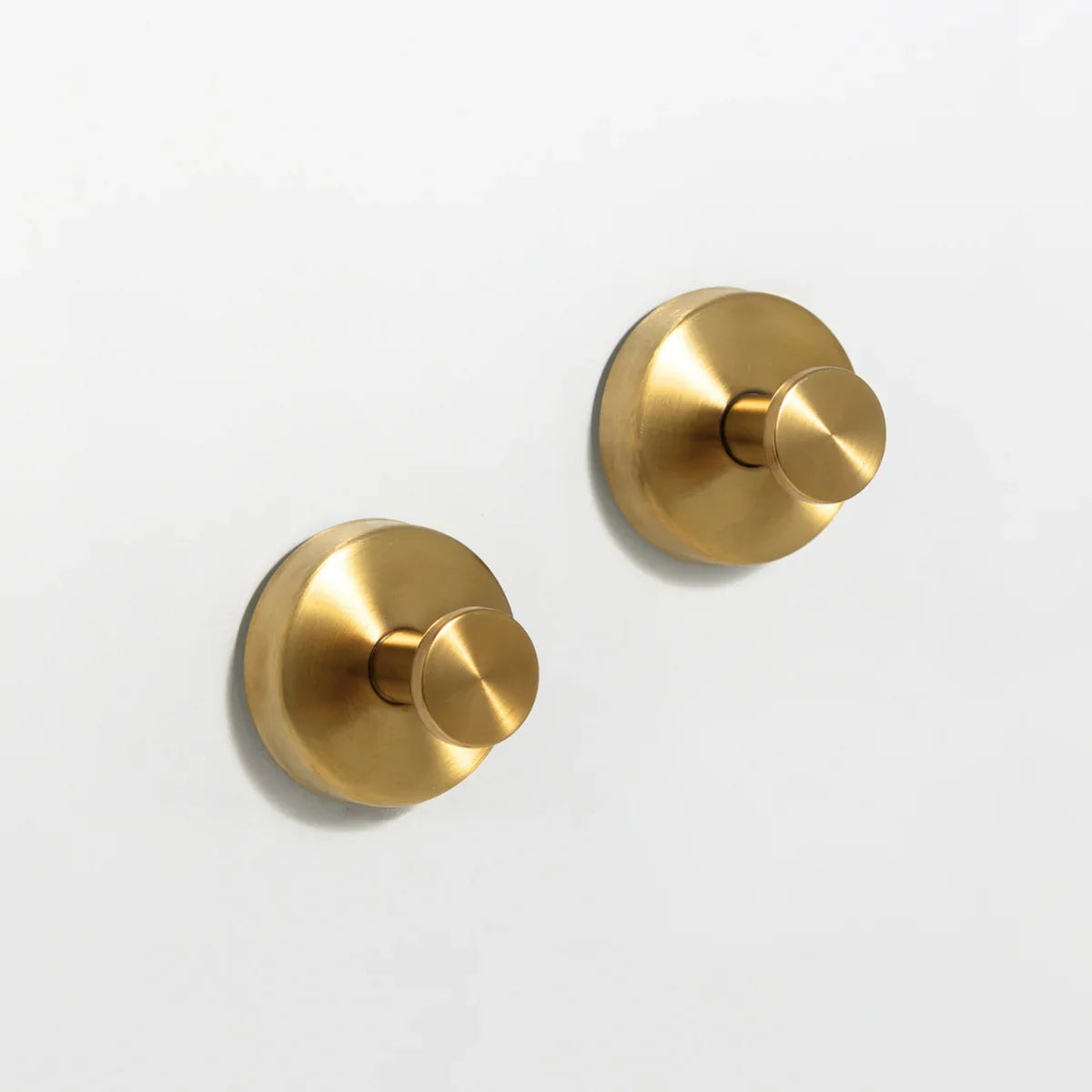 Feste™ | Enkel montering uten boring